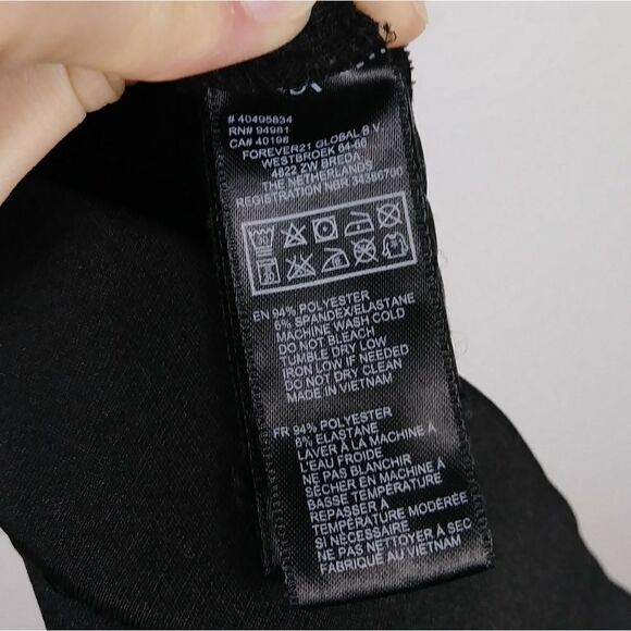 Forever 21 Zippered Black Mid Rise Leggings - Picture 5 of 5